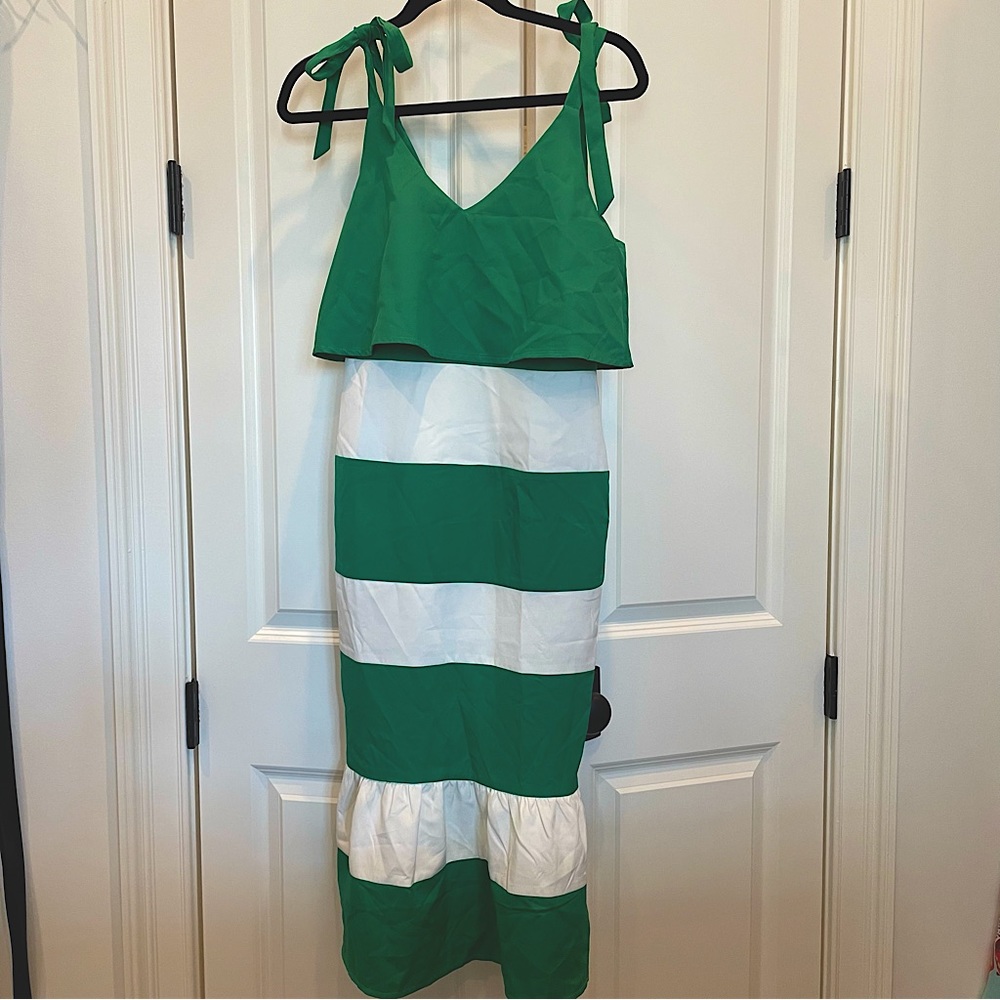 Buru green stripe mermaid style dress XS/S